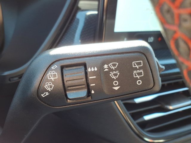 Used 2024 Ford Escape ST-Line w/ Tech Pack #1 AWD/4WD image 29