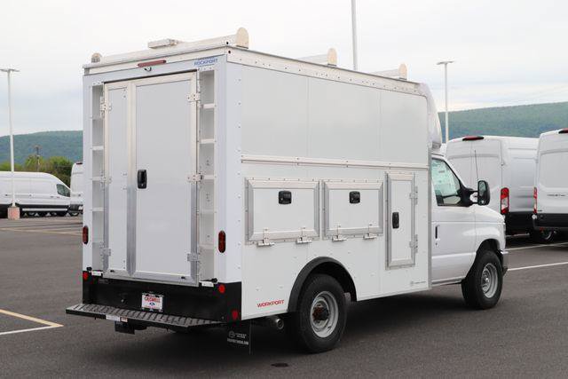 New 2027 Ford E-350 and Econoline 350 Super Duty w/ Power Equipment Group RWD image 5
