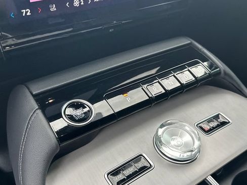 Used 2025 Lincoln Navigator Reserve w/ Jet Appearance Package AWD/4WD image 29