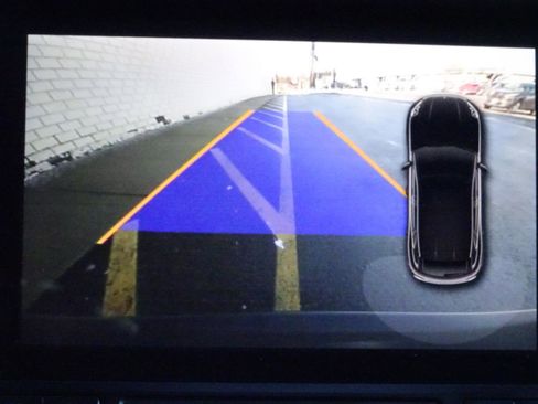 Used 2017 Porsche Macan S image 24