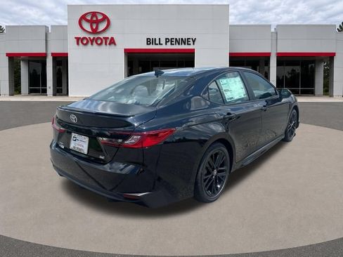 New 2026 Toyota Camry SE FWD image 5