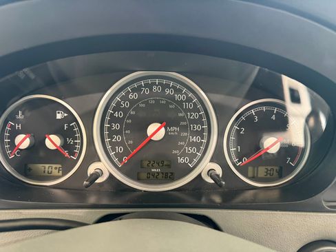 Used 2005 Chrysler Crossfire Limited RWD image 14