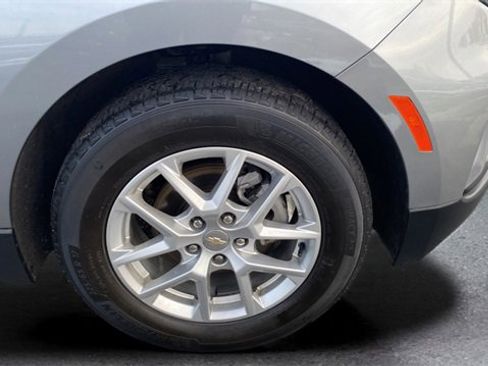 Used 2024 Chevrolet Equinox LT image 20