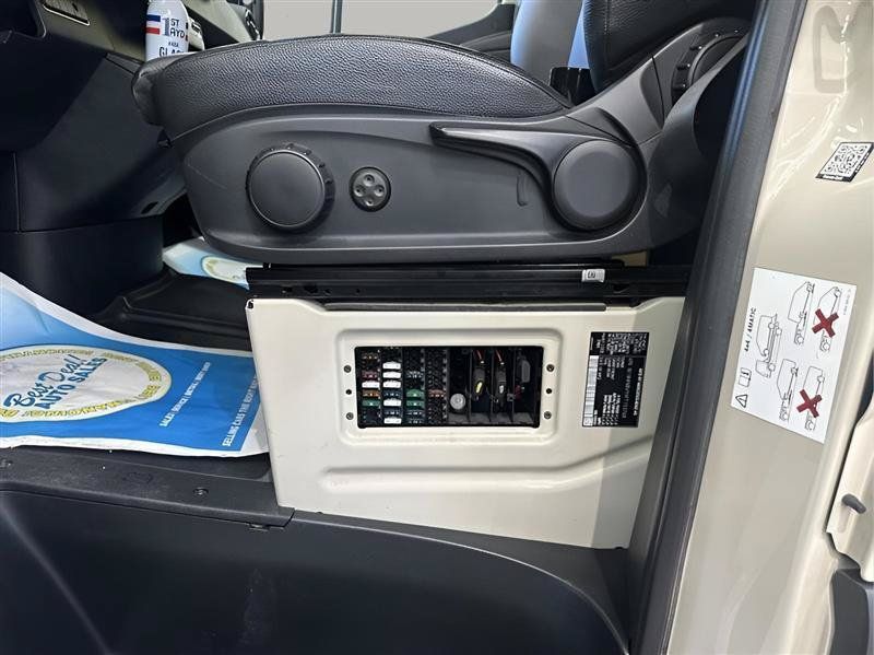 Used 2023 Mercedes-Benz Sprinter 2500 image 10