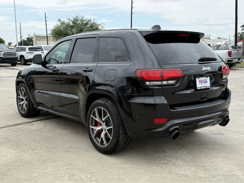 Used 2017 Jeep Grand Cherokee SRT AWD/4WD image 7