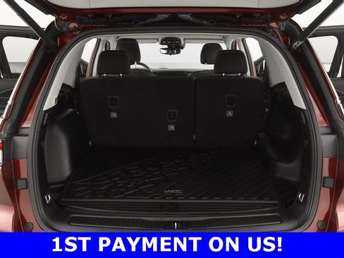 Certified 2023 Jeep Grand Cherokee Laredo w/ Luxury Tech Group I image 14