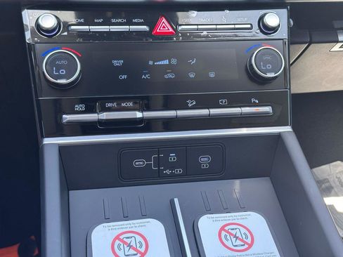 New 2026 Hyundai Santa Fe SE image 30