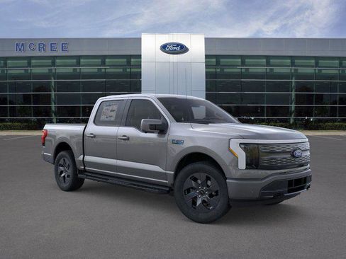 New 2025 Ford F150 Lightning Lariat image 7