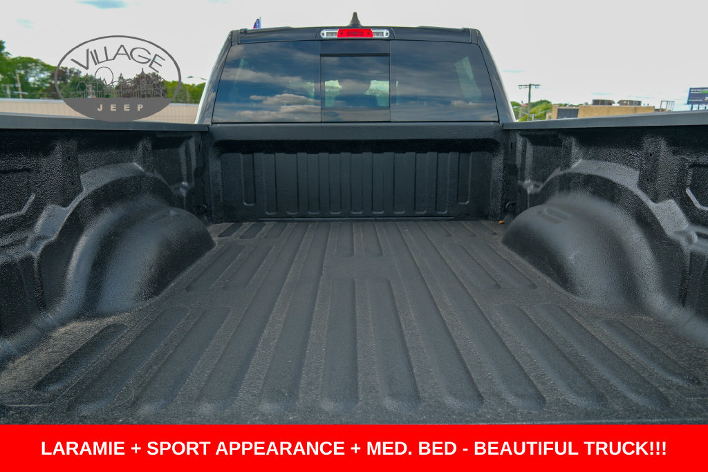 Used 2023 RAM 1500 Laramie AWD/4WD image 8