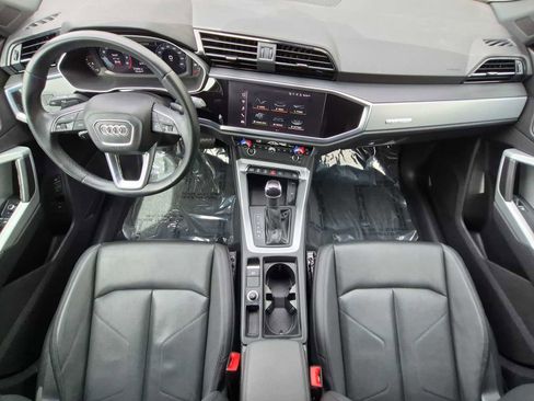 Used 2022 Audi Q3 2.0T Premium w/ Convenience Package AWD/4WD image 14