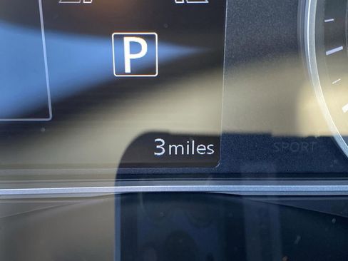 New 2025 Nissan Versa SV w/ Trunk Package image 6