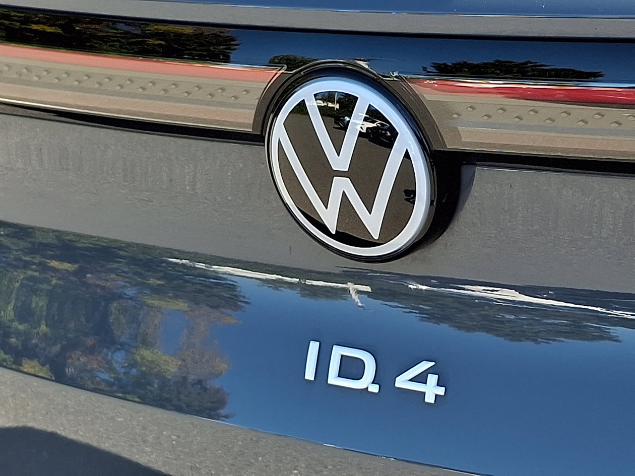 Used 2023 Volkswagen ID.4 Pro S RWD image 31