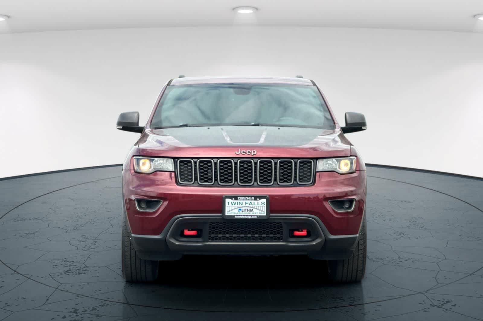 Used 2018 Jeep Grand Cherokee Trailhawk AWD/4WD image 10
