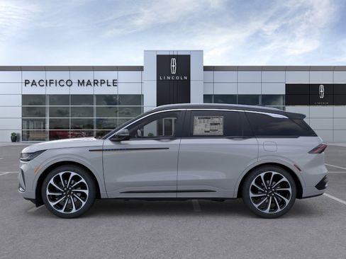 New 2026 Lincoln Nautilus Black Label AWD/4WD image 3