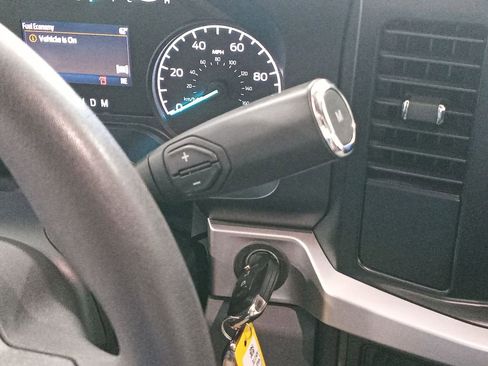 Used 2024 Ford F250 XL w/ Snow Plow/Camper Package AWD/4WD image 24