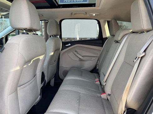 Used 2017 Ford Escape SE image 13