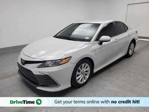 Used 2023 Toyota Camry LE image 1