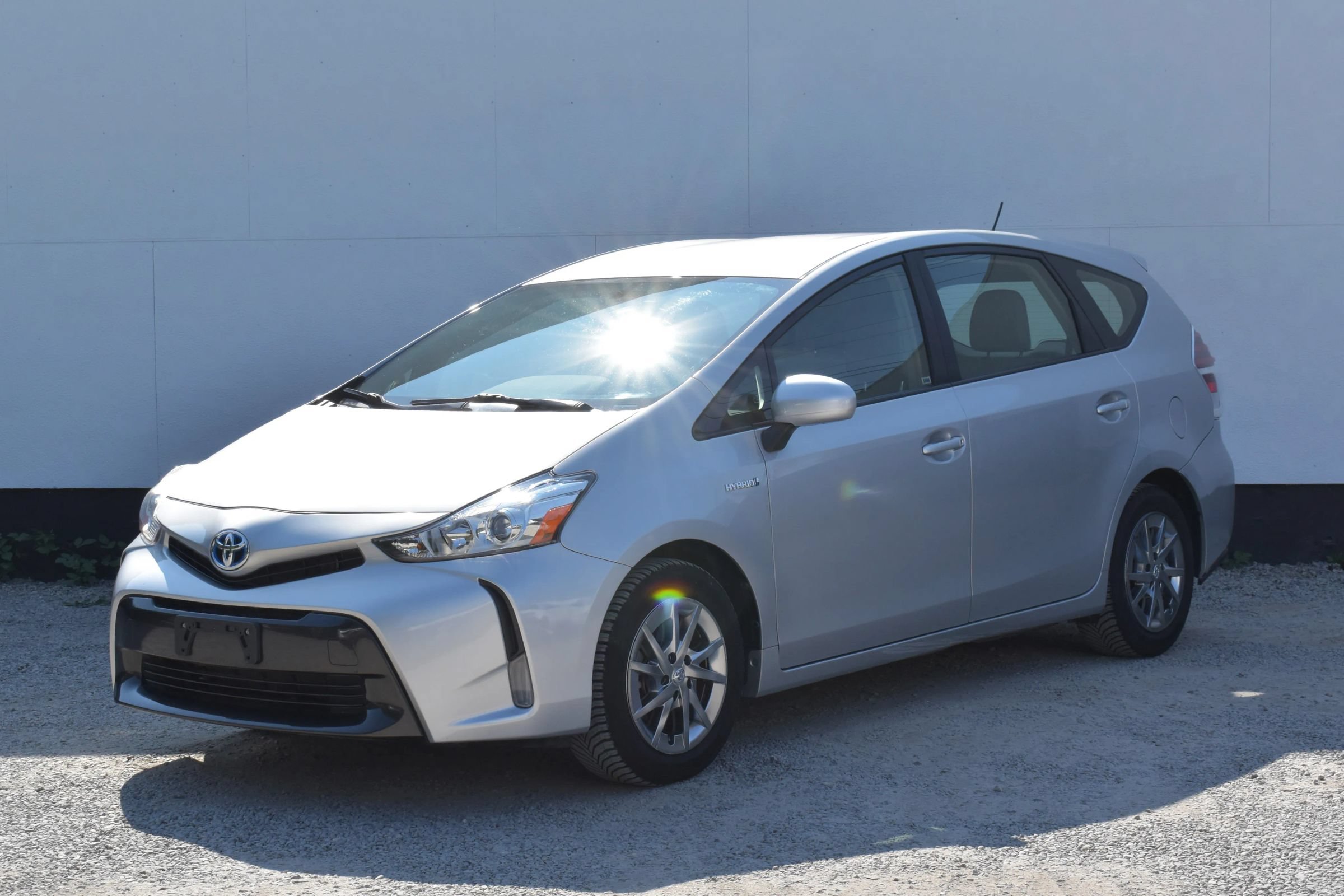 Used 2015 Toyota Prius V Four FWD image 8