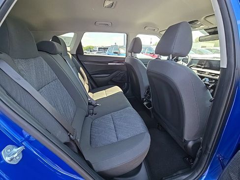 Used 2024 Kia Seltos LX AWD/4WD image 36