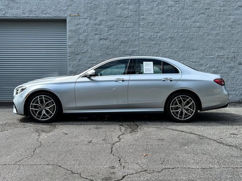 Used 2021 Mercedes-Benz E 350 4MATIC Sedan image 9