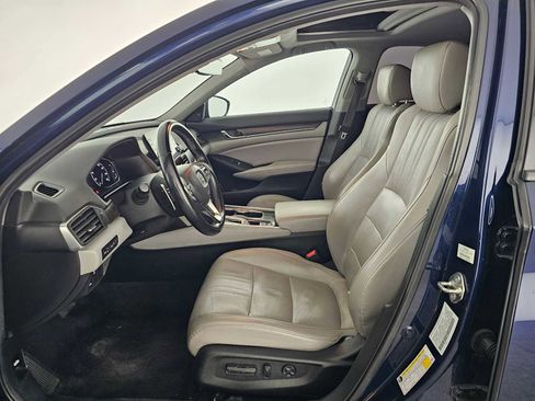 Used 2018 Honda Accord Touring image 20
