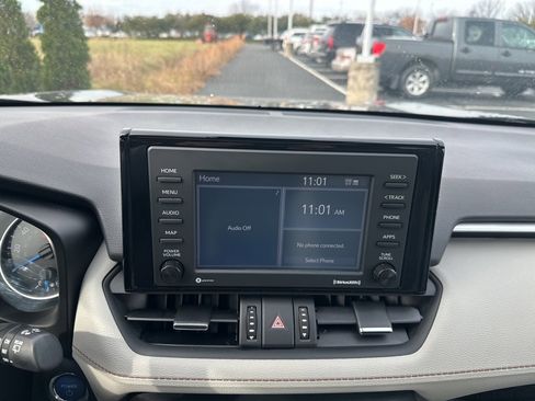 Certified 2022 Toyota RAV4 XLE Premium image 20