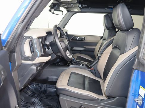 Used 2022 Ford Bronco Wildtrak image 12