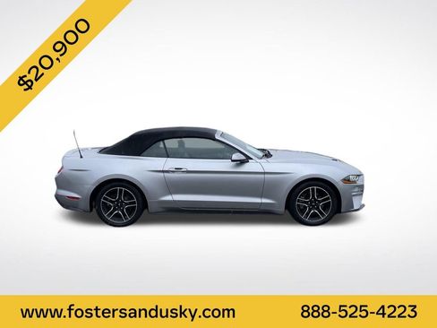 Used 2020 Ford Mustang Premium RWD image 6
