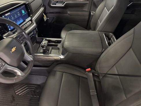 New 2026 Chevrolet Silverado 1500 LTZ w/ LTZ Convenience Package II AWD/4WD image 45