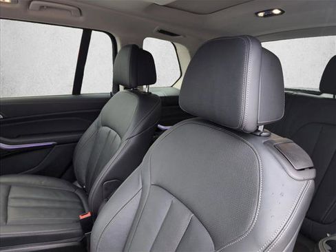 Used 2022 BMW X7 xDrive40i w/ Executive Package image 19