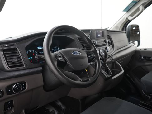 Used 2023 Ford Transit 250 Low Roof AWD w/ Exterior Upgrade Package image 18