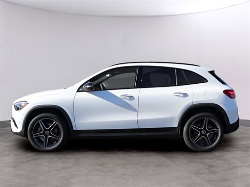 New 2026 Mercedes-Benz GLA 250 4MATIC image 4