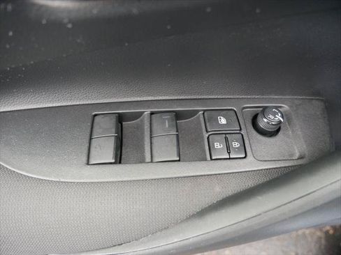 Certified 2022 Toyota Corolla LE FWD image 16
