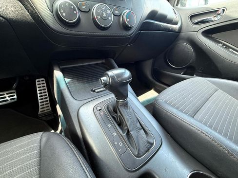 Used 2014 Kia Forte Koup SX image 14