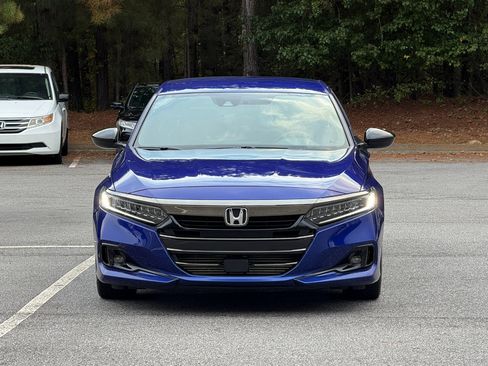 Used 2021 Honda Accord Sport image 2