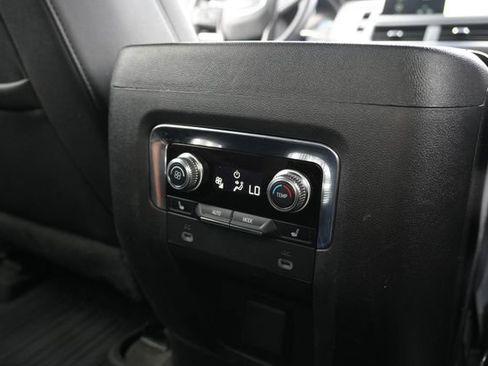 Used 2023 GMC Yukon AT4 w/ AT4 Premium Plus Package AWD/4WD image 15