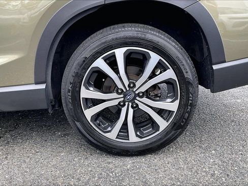Certified 2024 Subaru Forester Limited AWD/4WD image 12