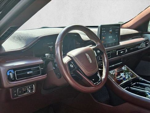 Used 2020 Lincoln Aviator Black Label Grand Touring w/ Class IV Trailer Tow Package image 11
