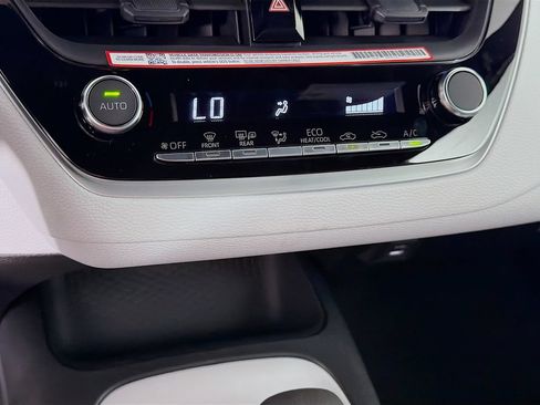 New 2026 Toyota Corolla SE FWD image 19