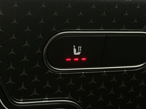 Used 2025 Mercedes-Benz GLA 250 GLA 250 4WD w/ AMG Night Package image 20