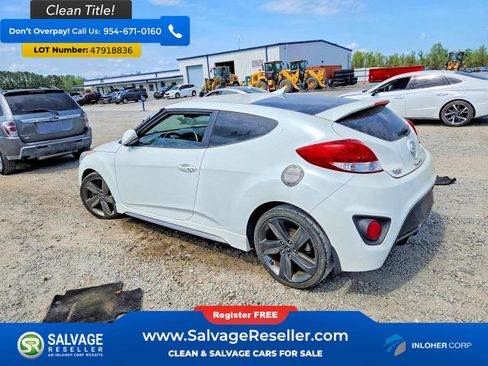 Used 2015 Hyundai Veloster Turbo FWD image 3