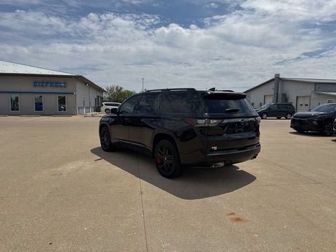 Used 2020 Chevrolet Traverse Premier w/ Redline Edition AWD/4WD image 5
