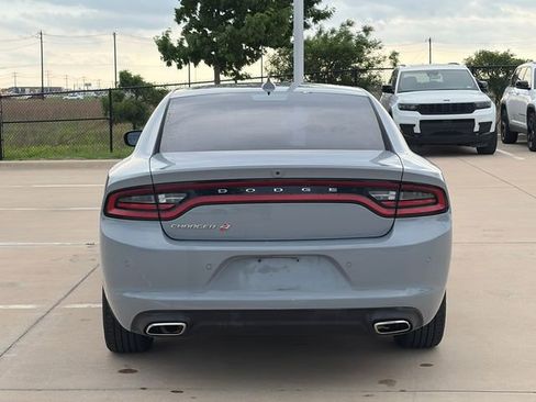 Used 2022 Dodge Charger SXT w/ Plus Group image 8