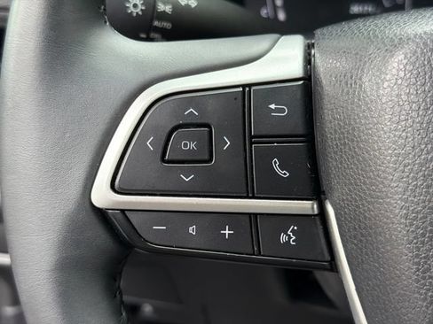 Used 2025 Toyota Grand Highlander FWD image 25