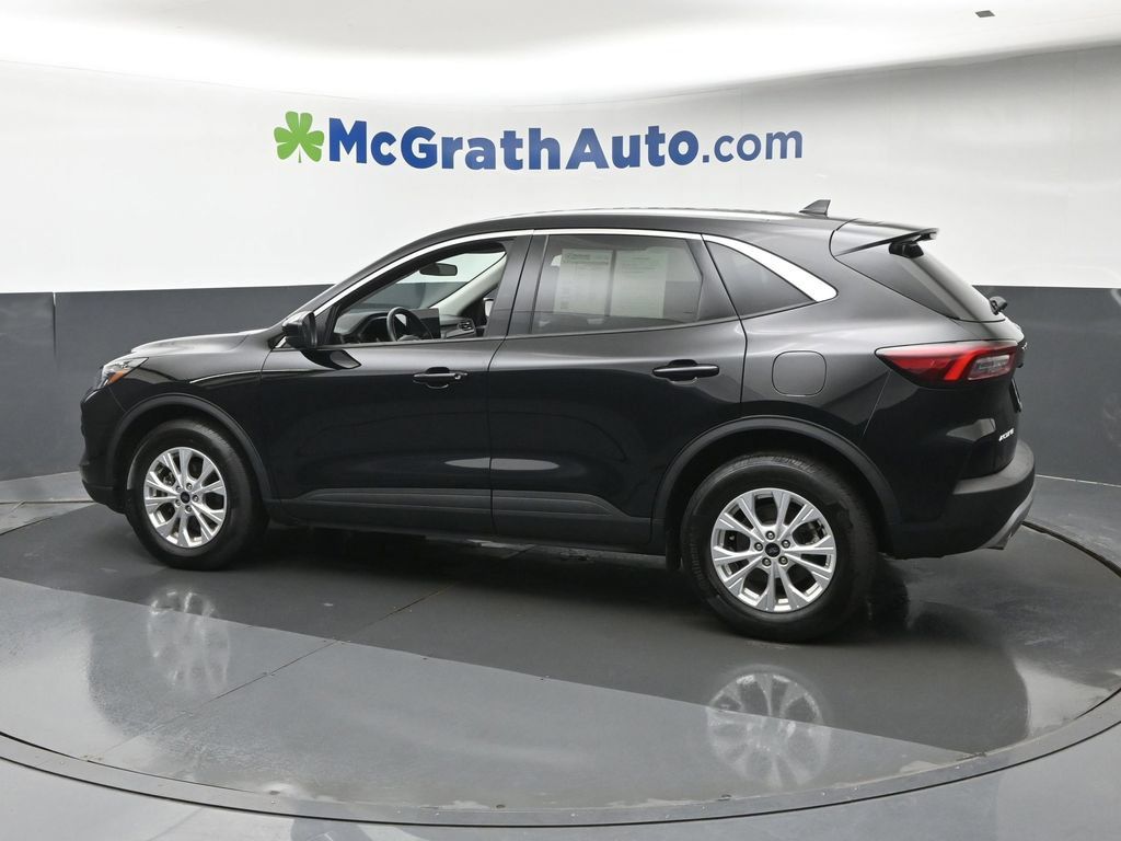Used 2023 Ford Escape Active w/ Tech Pack #2 AWD/4WD image 23