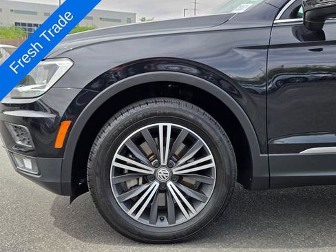 Used 2019 Volkswagen Tiguan SEL AWD/4WD image 10