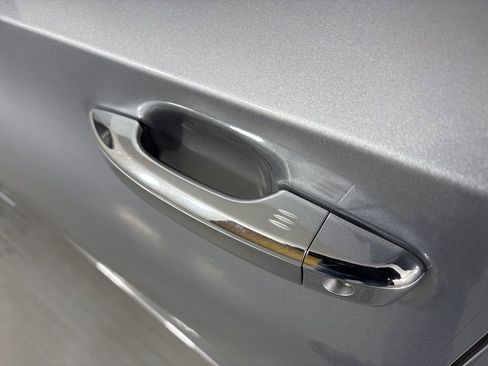 Used 2019 Honda Accord Touring image 13