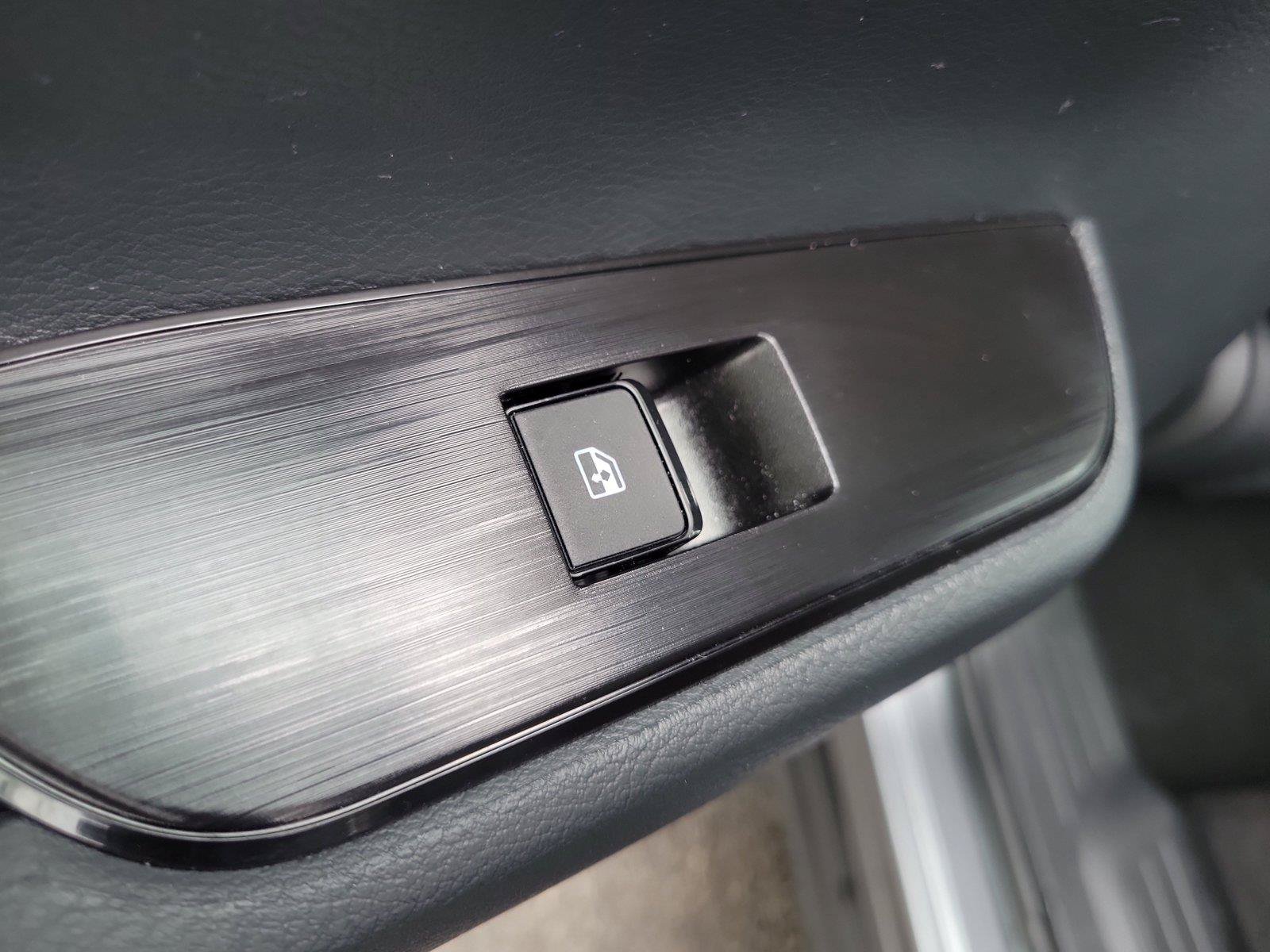 Used 2026 Nissan Kicks S FWD image 14