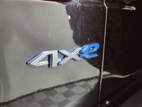 Certified 2025 Jeep Wrangler Unlimited Rubicon 4xe w/ Convenience Group image 31