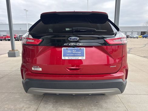 Certified 2023 Ford Edge SEL image 6